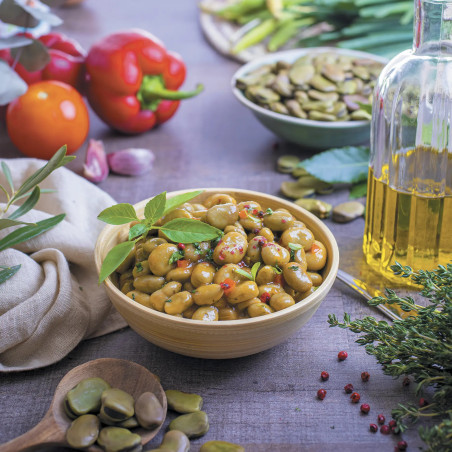 Fèves cuisinées à l’huile d’olive et au basilic