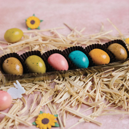 Réglette de 6 oeufs en pâte d'amande