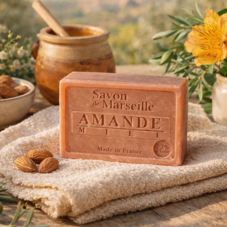 Savon de Marseille à l'amande et au miel